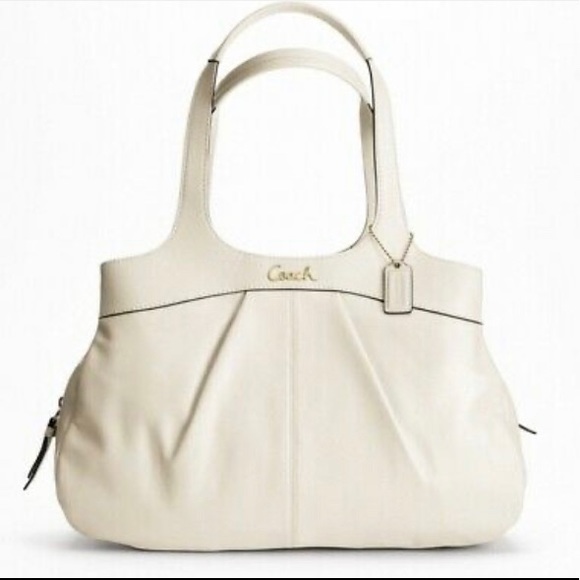 Women COACH Shoulder Bag,Offwhite Leather Lexi